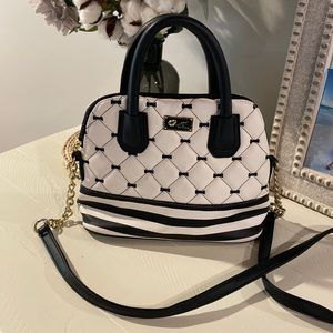Black and white Betsy Johnson purse